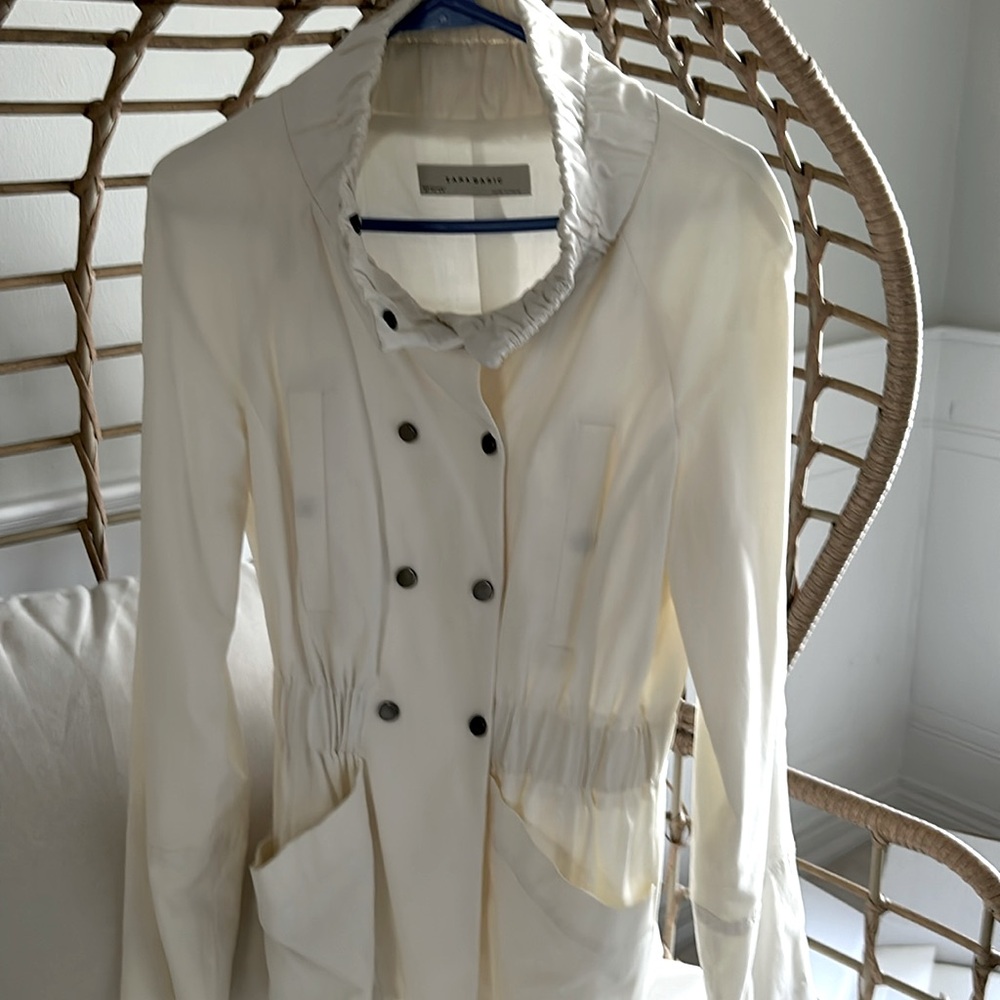 🤩White, brand new Zara jacket 🧥